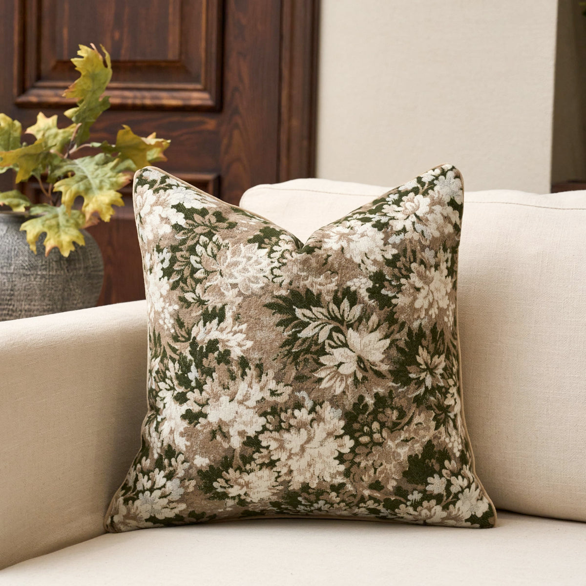 Yangest Neutral Floral Pillow Cover 12 x 20 Inches, Vintage Chenille Rectangle Throw Pillow Cover Soft Decorative Farmhouse Accent Couch Pillow Cover for Living Room Bedroom, Green