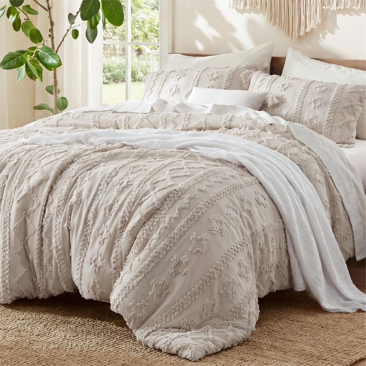 Bedsure Tufted Boho Comforter Set Queen, Bedroom Decor Bedding Set Beige