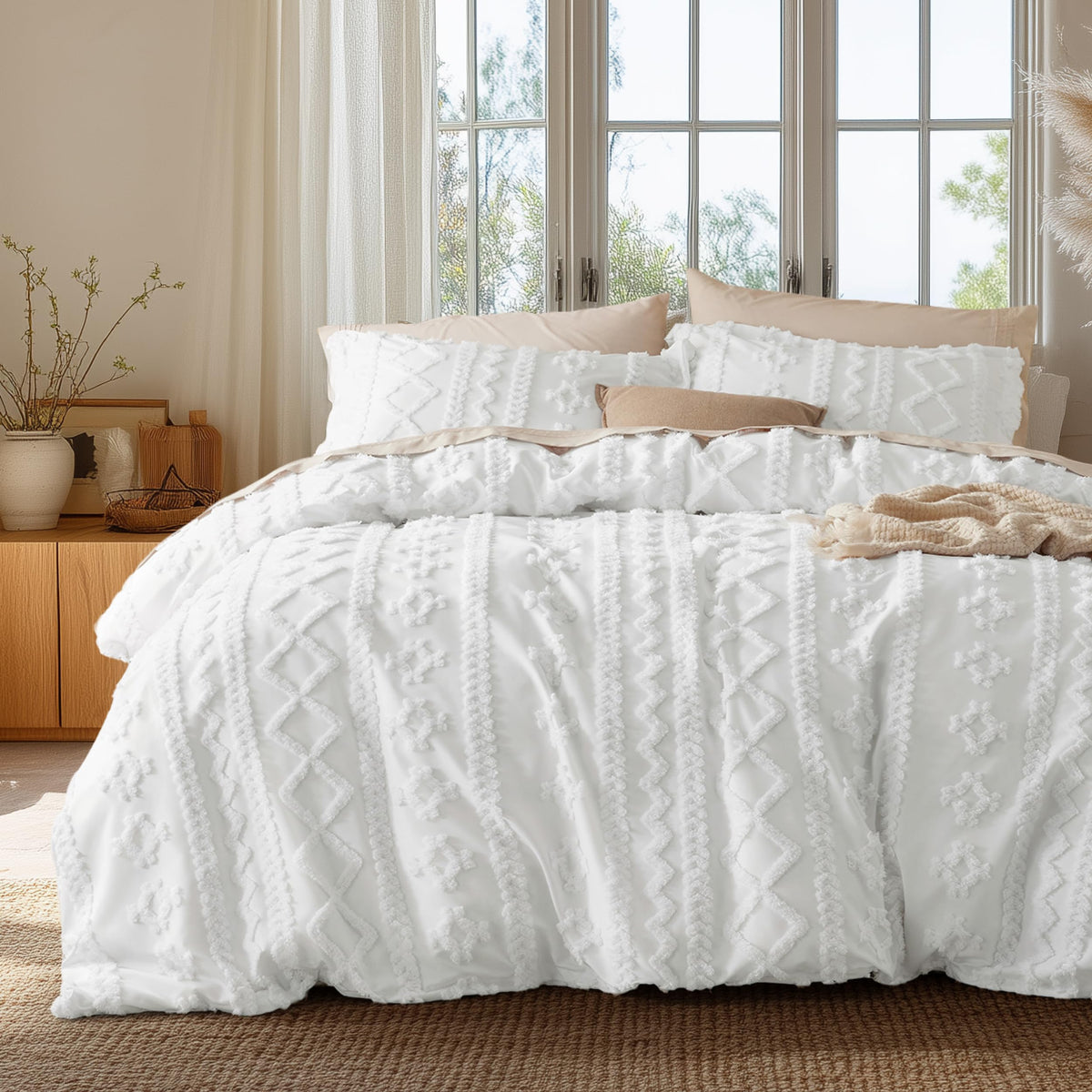 Bedsure Boho Duvet Cover Queen, Tufted Embroidery, 3-Piece, Beige