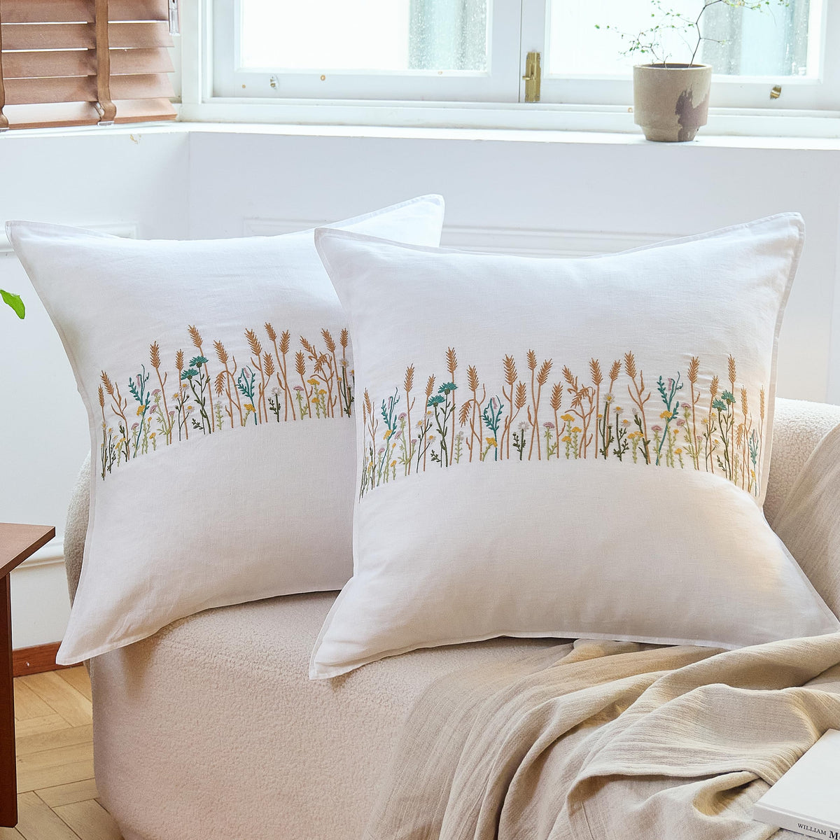 Simple&Opulence 100% Linen Duvet Cover Set 3pcs Basic Style Natural French Washed Flax Solid Color Soft Breathable Farmhouse Bedding with Button Closure - Linen, King