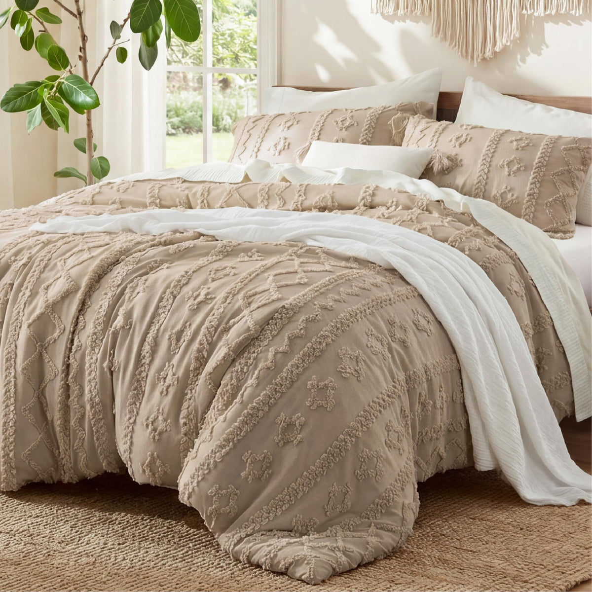 Bedsure Tufted Boho Comforter Set Queen, Bedroom Decor Bedding Set Beige