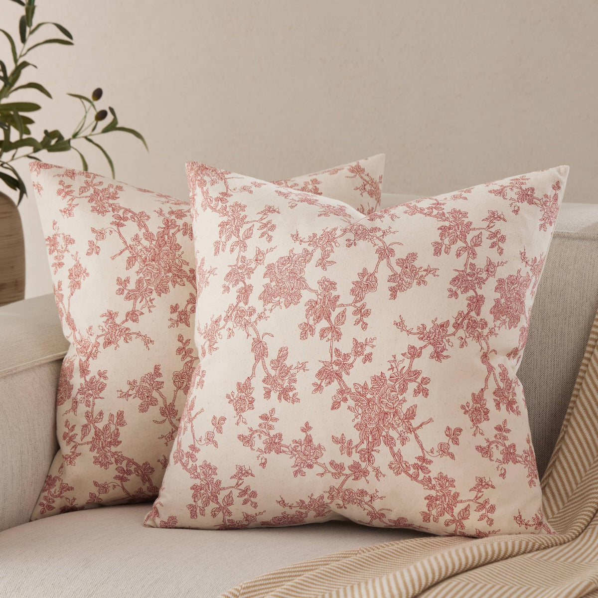 2 Pack French Floral Throw Pillow Covers 18x18in, Blue/Cream