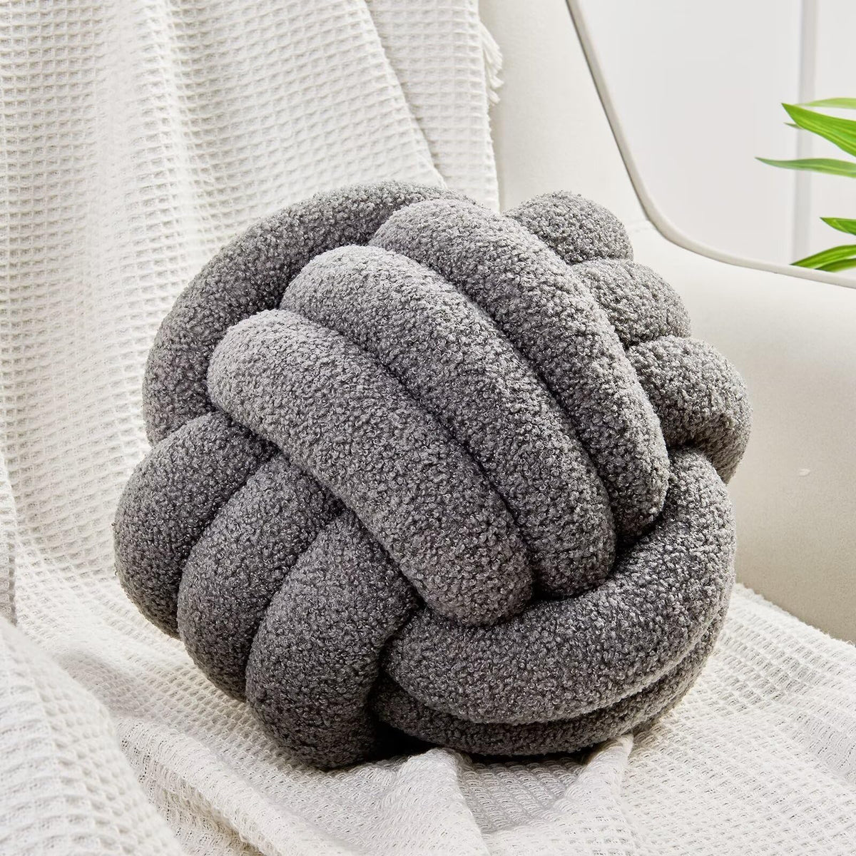 Uvvyui Knot Pillow Ball, Soft Home Decorative Round Throw Pillow, Handmade Knotted Plush Pillow, Round Boucle Pillow Cushion (8.6 Inches Ivory)
