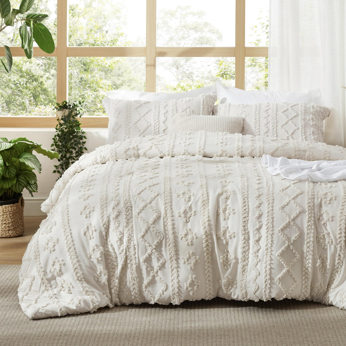 Bedsure White Boho Duvet Cover Queen, Soft Vintage Embroidery