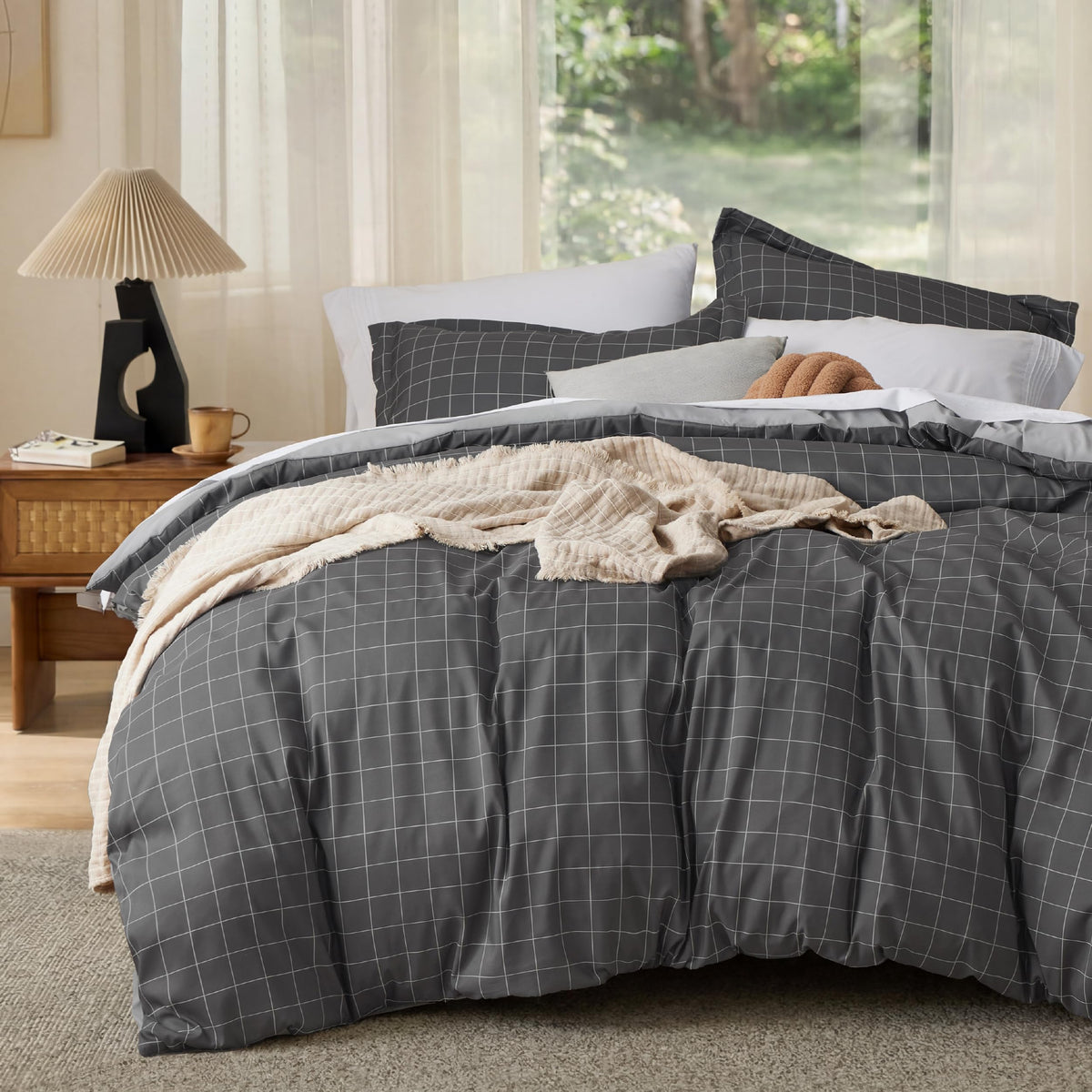 Bedsure Duvet Cover King Size - Reversible Floral Duvet Cover Set with Zipper Closure, 3 Pieces Grey Bedding Set with 8 Corner Ties and 2 Pillowcases 20"x36"