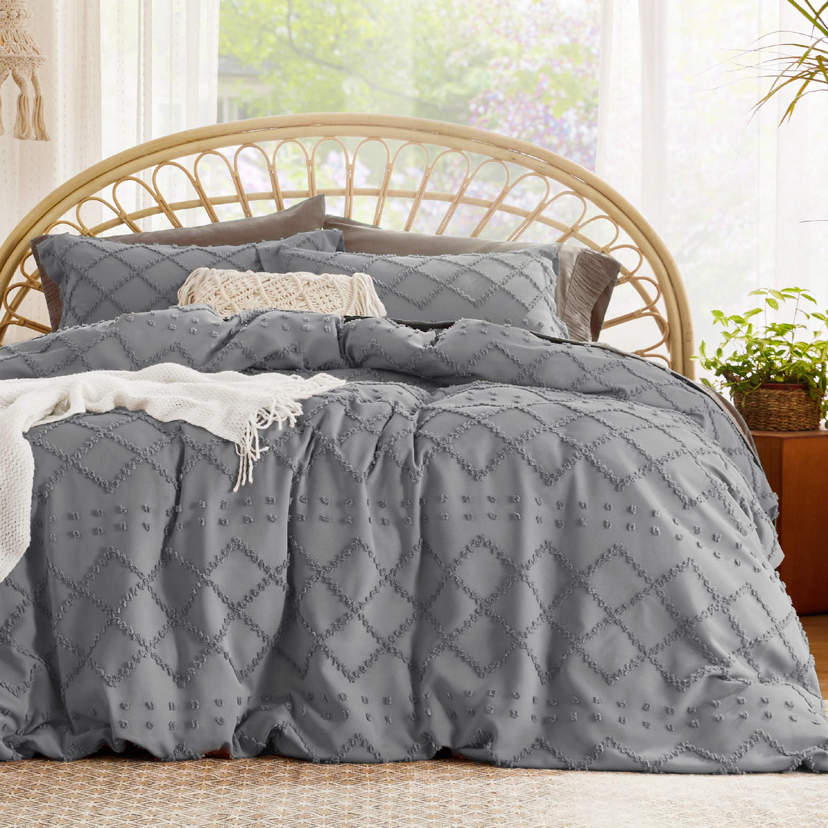 Bedsure White Boho Duvet Cover Queen, Soft Vintage Embroidery