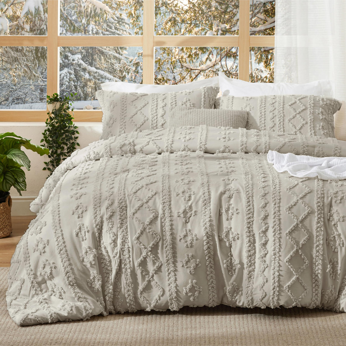 Bedsure Tufted Boho Comforter Set Queen, Bedroom Decor Bedding Set Beige