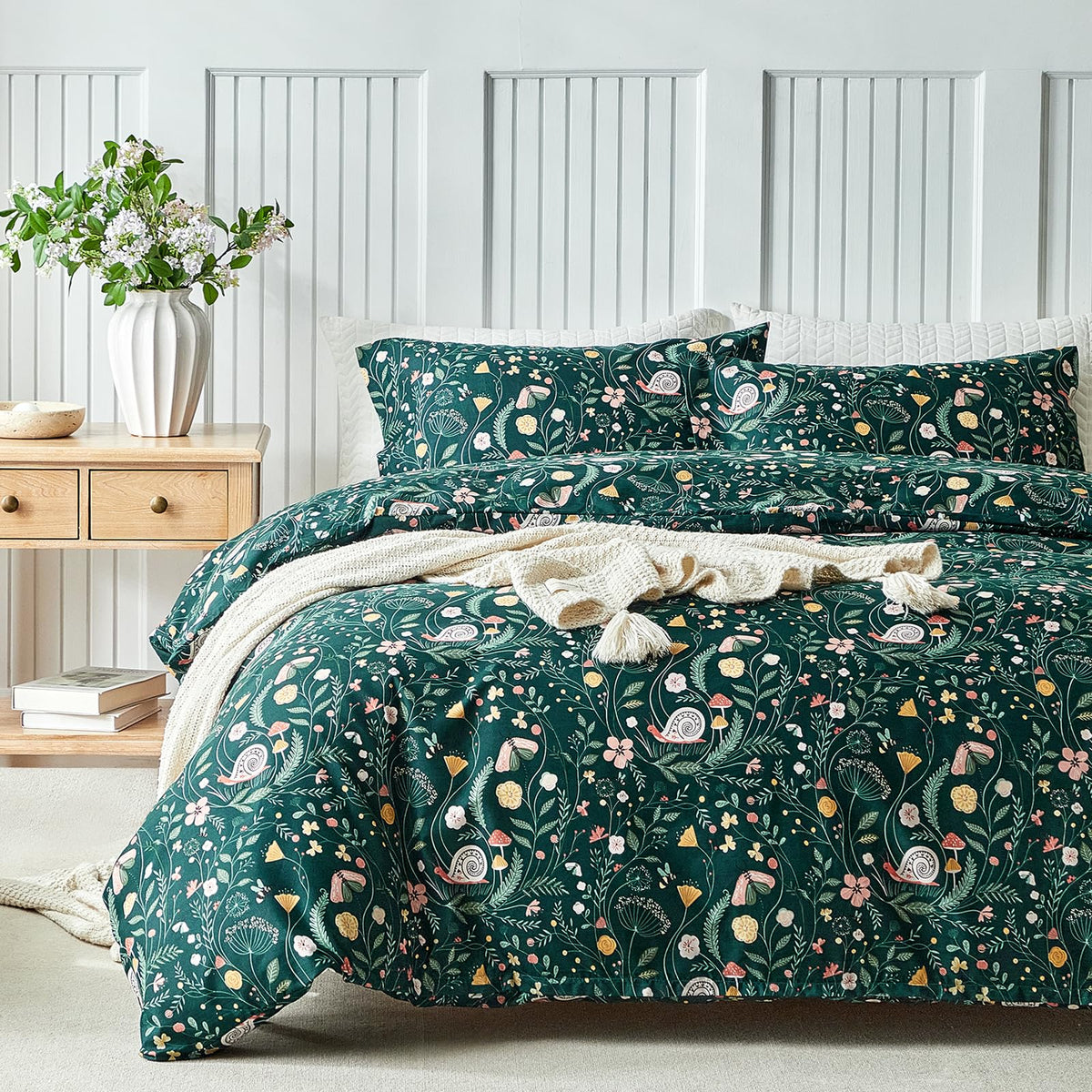Lekesky Floral Duvet Cover Queen Size 3-Piece, Sage Green