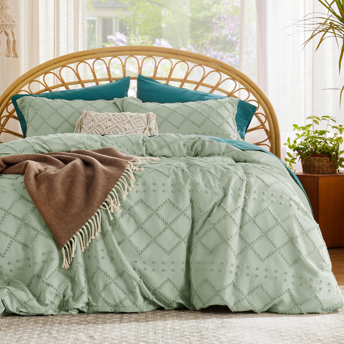 Bedsure White Boho Duvet Cover Queen, Soft Vintage Embroidery