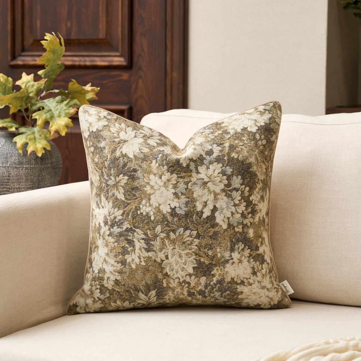 Yangest Neutral Floral Pillow Cover 12 x 20 Inches, Vintage Chenille Rectangle Throw Pillow Cover Soft Decorative Farmhouse Accent Couch Pillow Cover for Living Room Bedroom, Green